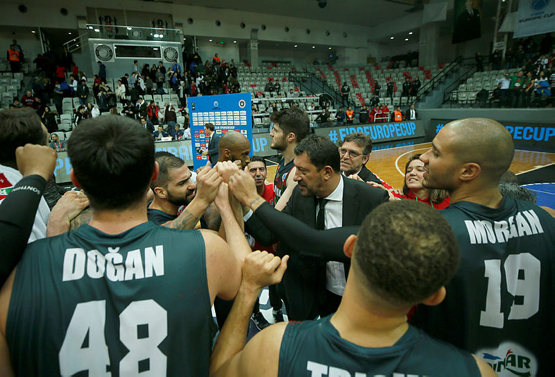 Pınar Karşıyaka FIBA Avrupa Kupasında Kazandı