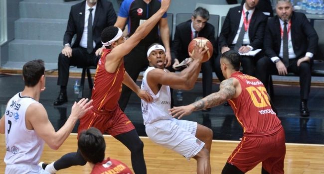Beşiktaş Ve Galatasaray Karşılaşması Kartalların Galibiyeti İle Sona Erdi