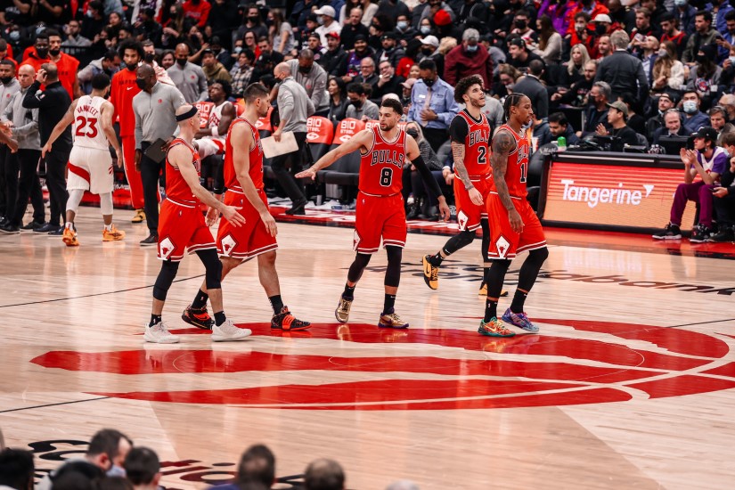 Chicago Bulls, Toronto Raptors Engelini Aşıp Yoluna Kayıpsız Devam Etti