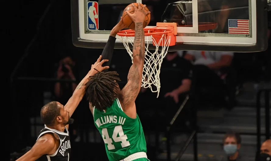 İDDİA: Boston Celtics Robert Williams’ı Durant Takasında Kullanmak İstemiyor