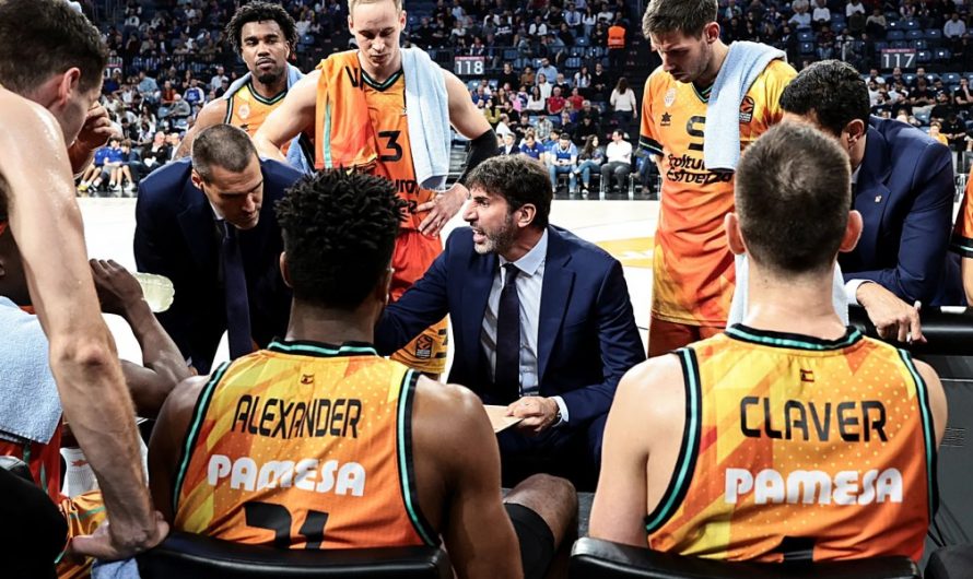 Ergin Ataman ve Alex Mumbru Anadolu Efes Valencia Maçının Ardından Açıklamalarda Bulundu