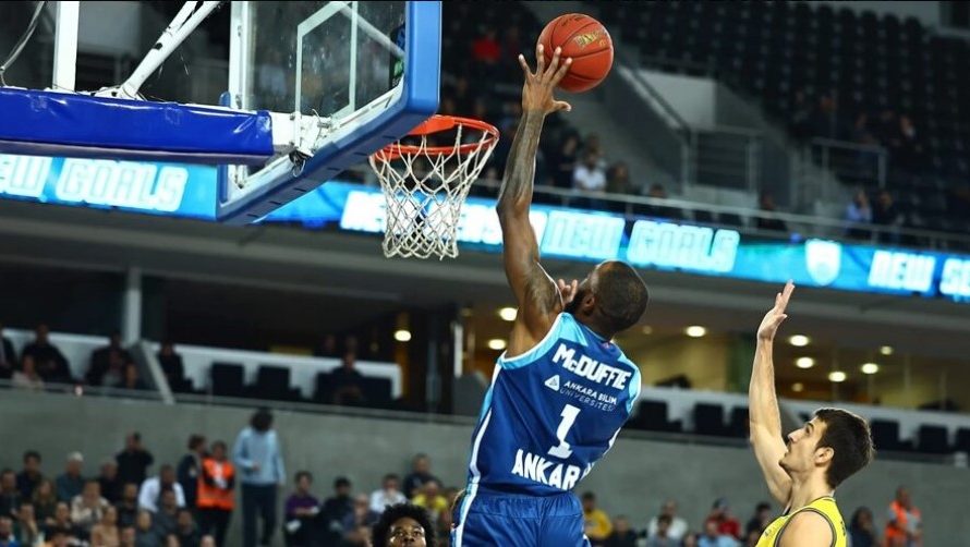 RESMİ: Telekom’da Beklendiği Üzere McDuffie ile Yollar Ayrıldı