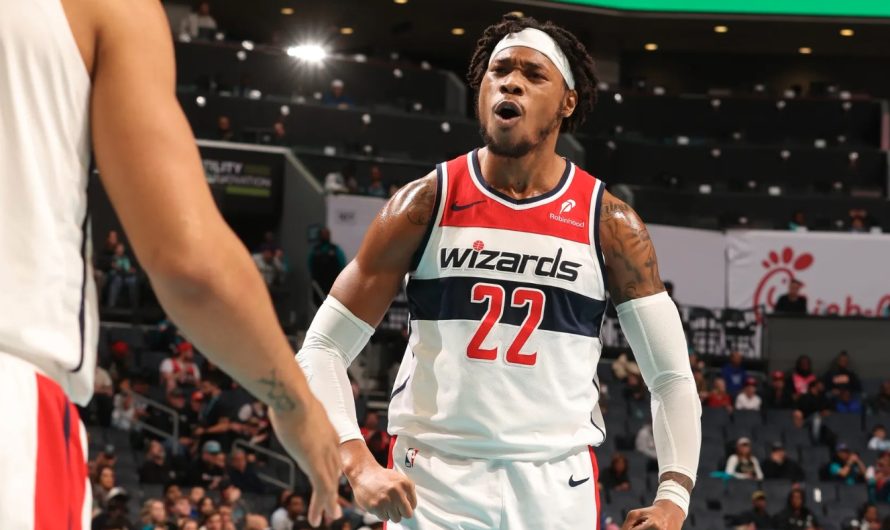 İDDİA: Fenerbahçe, NBA Patentli Uzun Holmes ile İlgileniyor (Analiz)