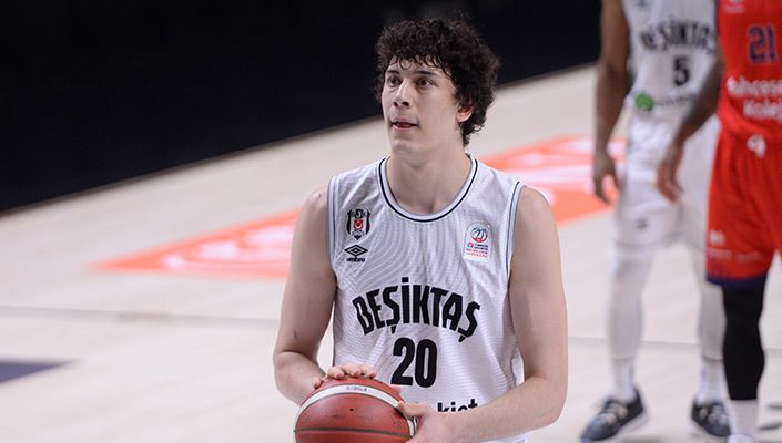 Beşiktaş’ın Genç Uzunu Kerem Konan, NCAA Ekiplerinden Creighton ile Anlaştı